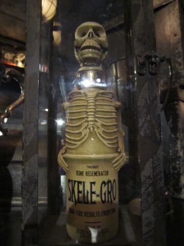 File:Skele-gro.jpg