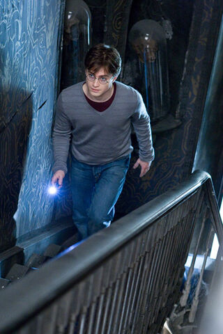 File:Upstairsgrimmauldplace.jpg