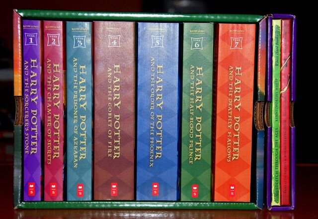 File:Harry potter books.jpg