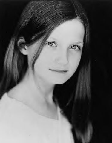 File:Bonnie Wright 510662.jpg