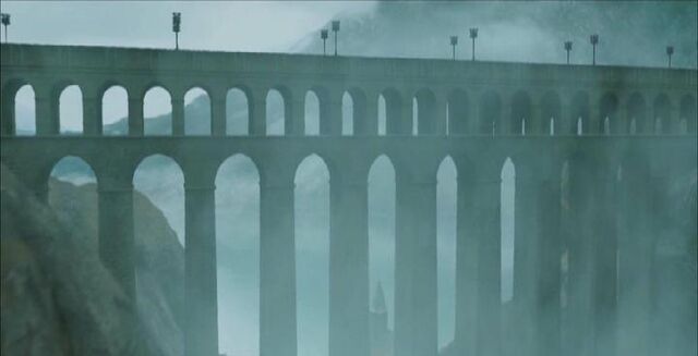 File:Viaduct.jpg