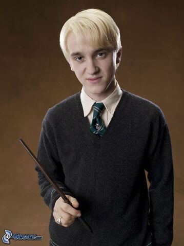 Dosya:Draco-malfoy-140657.jpg