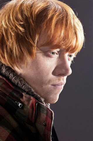File:Deathly-Hallows-Part-1-Promo-rupert-grint-27535606-960-1280.jpg