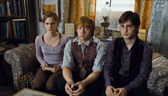 File:The-Golden-Trio-harry-ron-and-hermione-19277664-750-427.jpg
