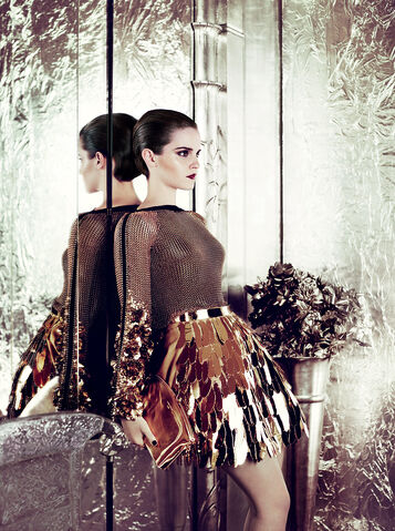 File:Emma Watson Vogue 1.jpg