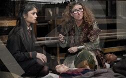 Padma-Patil-and-Sybilla-Trelawney-gryffindor-28515258-543-337.jpg