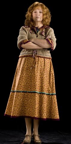 File:Molly Weasley2.jpg
