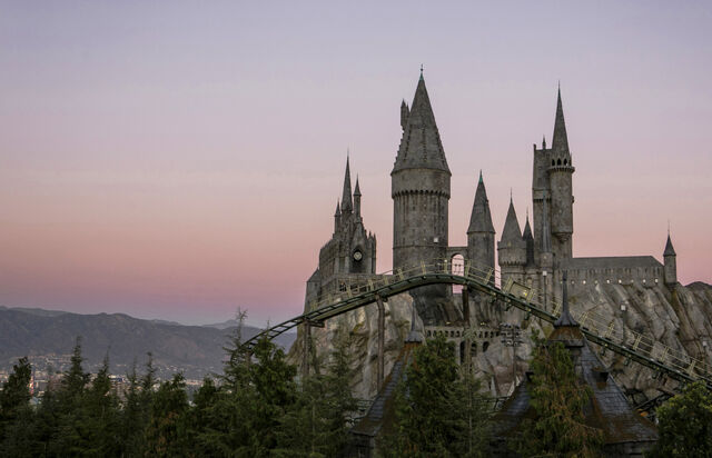 File:Hollywood-Hippogriff.jpg