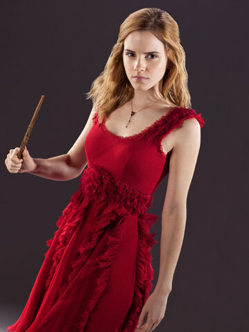 File:She is hot.jpg