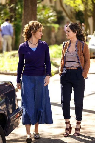 File:Zoe and H.png