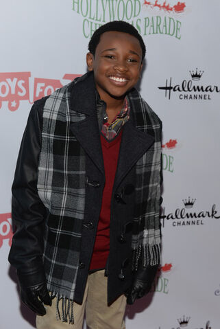 File:CURTISATCHRISTMASTIME.jpg