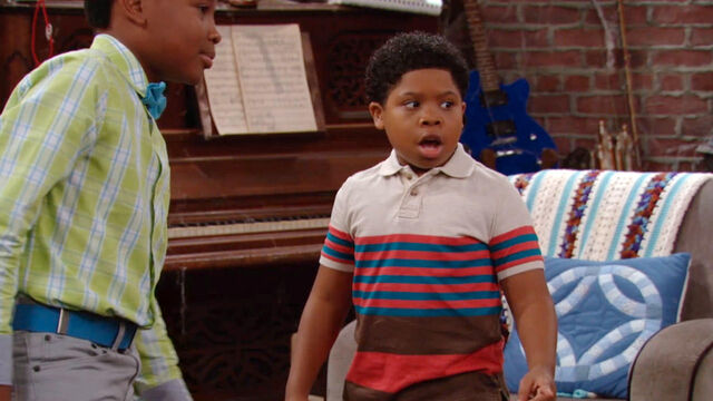 File:Haunted-hathaways-105-clip-16x9.jpg