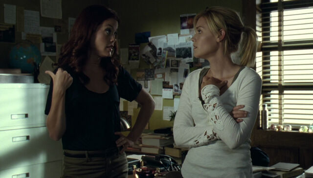 File:310 Audrey and Claire 01.jpg