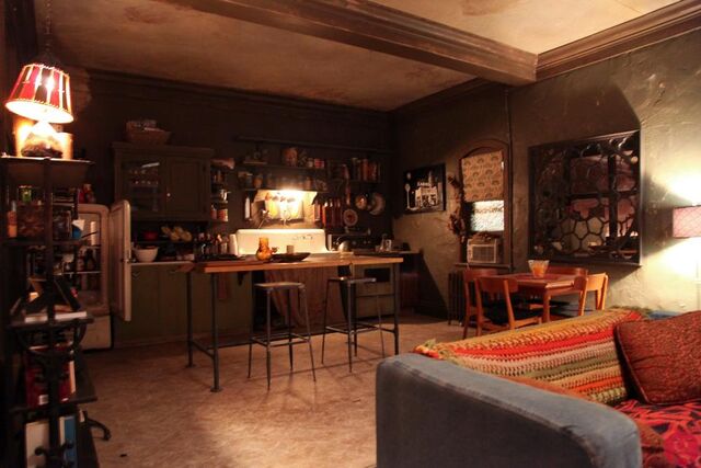 File:Destiny's Apartment.jpg