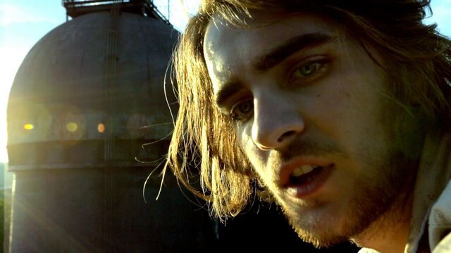 File:Hemlockgrove107-168.jpg