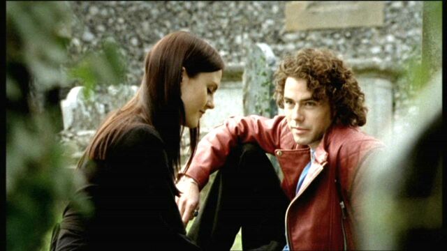 File:Malachi-and-Roxanne-hex-610778 1280 720.jpg