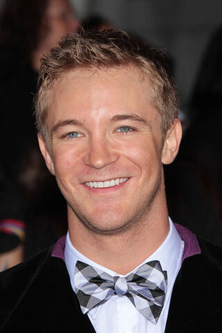 File:Michael Welch.jpg