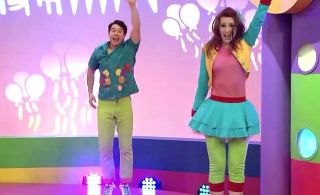 Archivo:Hi-5fiesta6.jpg
