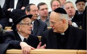 Erdo-Peter-Schweitzer-Jozsef.jpg