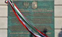 200px-Emléktábla-varsó-múlt-kor.hu .jpg