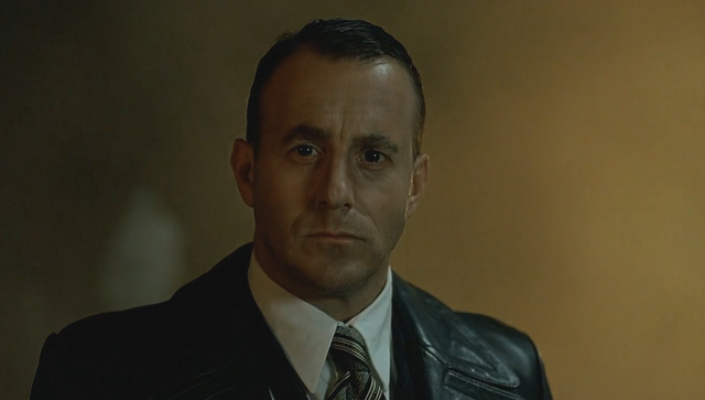 File:Speer leaving the bunker.png
