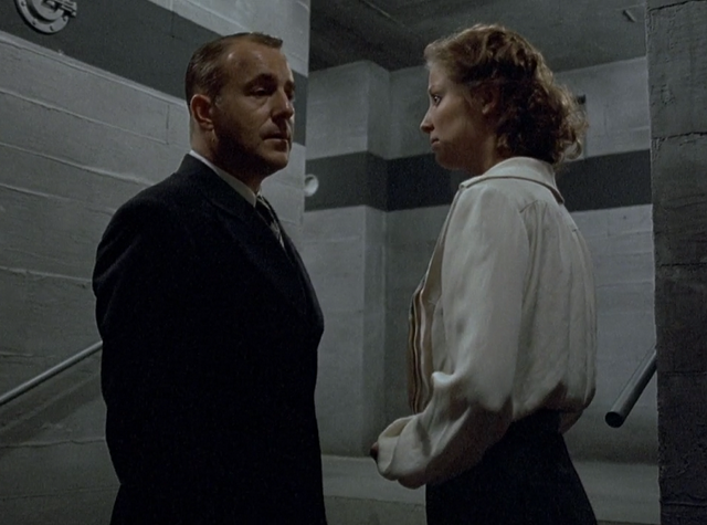 File:Traudl talks to Speer.png