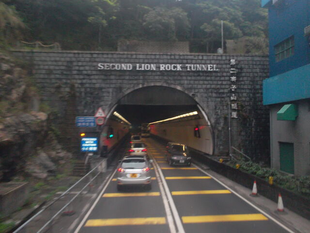 檔案:LRT1-T2-WO(STE)2.jpg