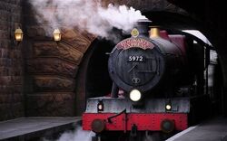 DAHogwartsExpress 2948878b