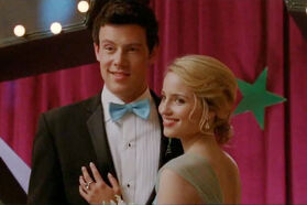 With-Finn-on-the-Prom-quinn-fabray-21703513-395-263