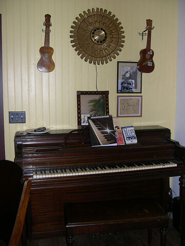 File:Paino.jpg
