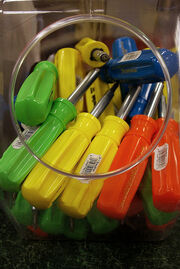 Screw drivers