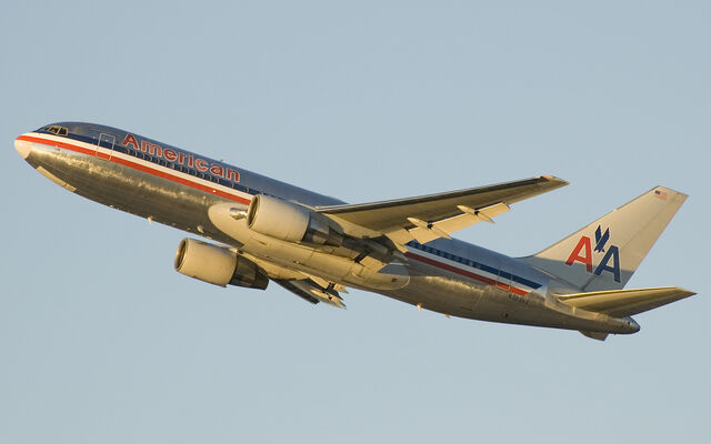 File:Boeing 767-200.jpg