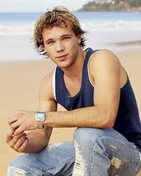 File:Lincoln lewis.png