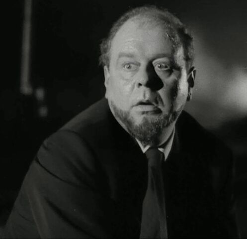 File:Curse-Night-of-the-Demon-0-Niall-MacGinnis.jpg