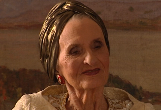 Fil:Astrid100år.png