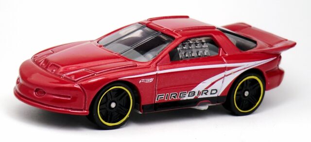 File:IROC Firebird-2013 5-Pack.jpg
