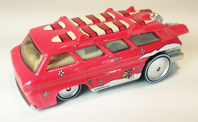 File:ChevyGreenbrierWagonDWH14.jpg