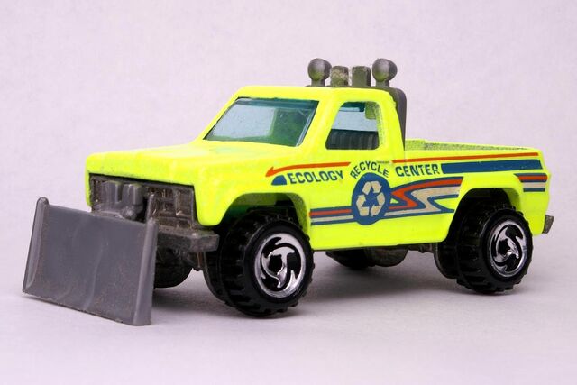 File:Unknown Superscraper - 3407df.jpg
