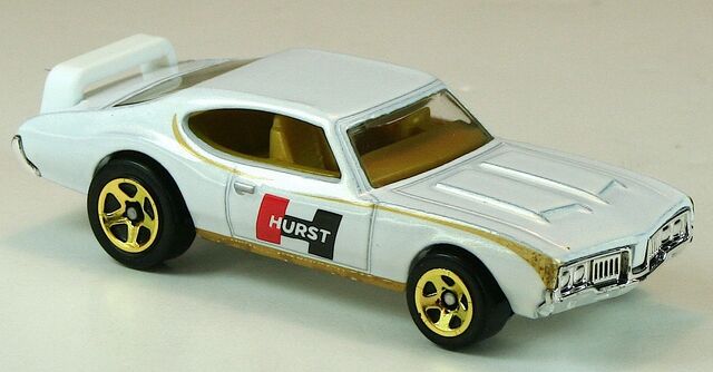 File:2012-HWP-Olds442-White.jpg
