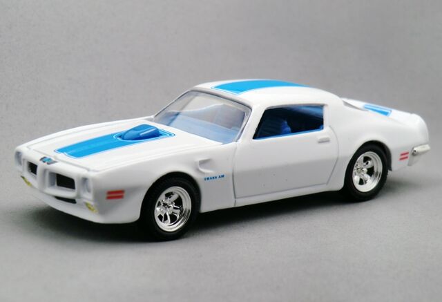 File:2000 30th Anniversary '70s Muscle Cars.jpg