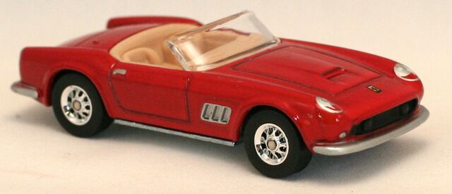 File:2013-RetroEntertainment-Ferrari250California-Red.jpg