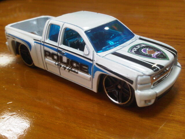 File:IMG03605-20121011-0858.jpg
