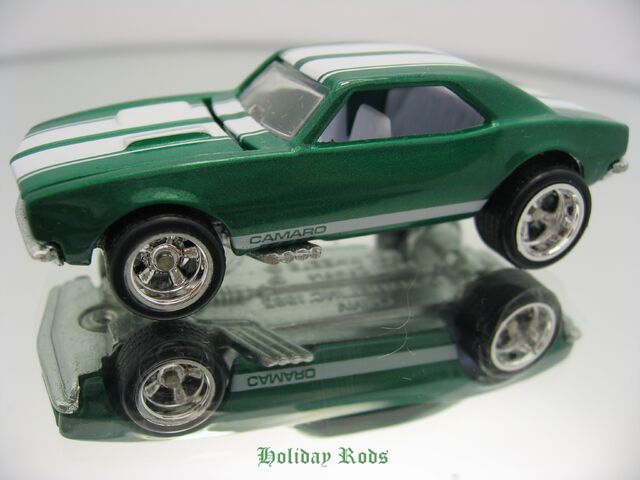 File:Holiday green.jpg