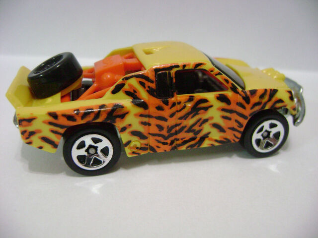 File:2007-5P-Hot Trucks-Off Track.jpg
