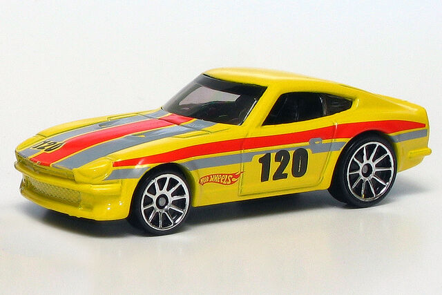 File:Yellow Datsun 240Z.jpg