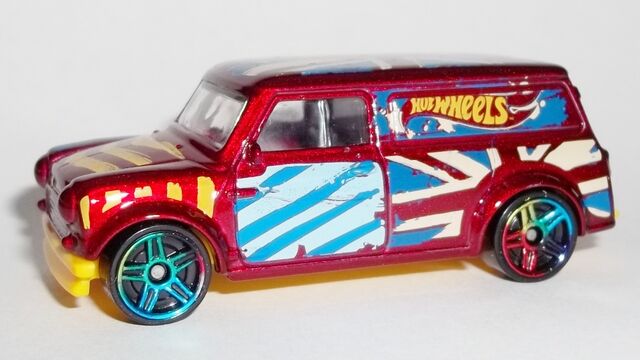 File:HW-2015-27-'67 Austin Mini Van-ArtCars.jpg