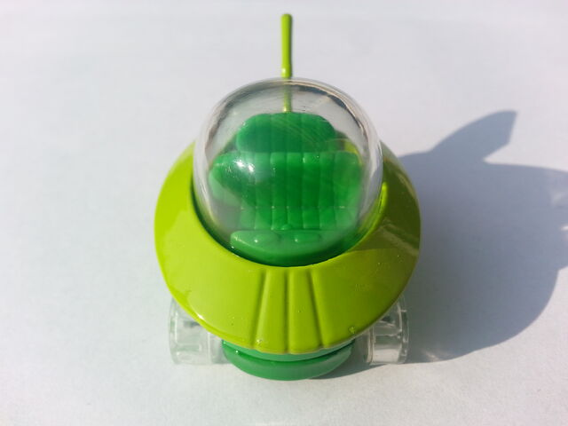 File:THE JETSONS Capsule Car front.jpg