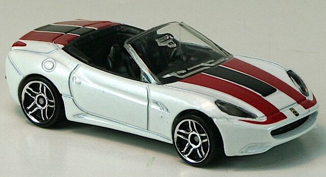 File:2012-FerrariCalifornia-White.jpg
