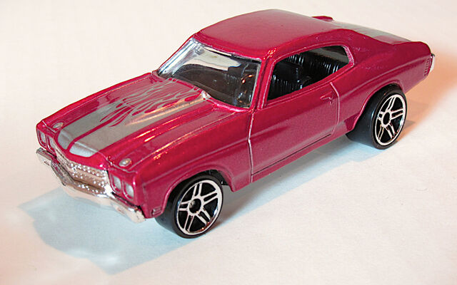 File:70Chevelle2006MotownPinkishRed.jpg
