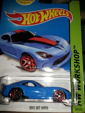 File:HW-2014-203-2013 SRT Viper-Garage..jpg